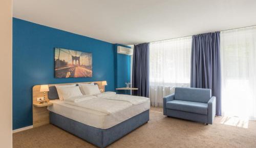 Two-Bedroom Suite