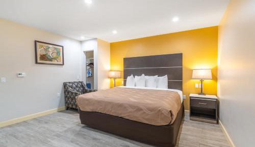 King Room - Accessible/Non-Smoking