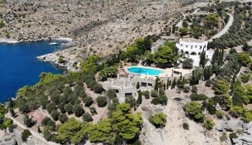 Deluxe Villa