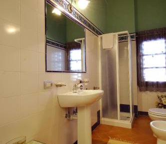 Three-Bedroom Apartment - Split Level