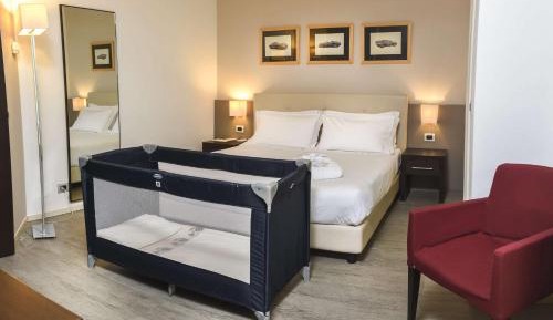 King Suite with Sofabed