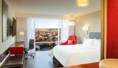 Superior King Room