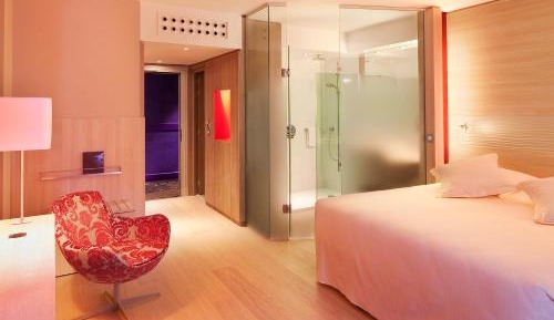 Deluxe Room Double or Twin 