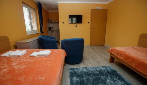 Comfort Triple Room