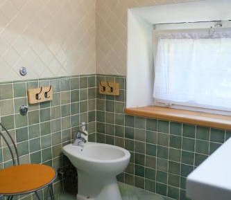 Standard Double Room with Shared Bathroom