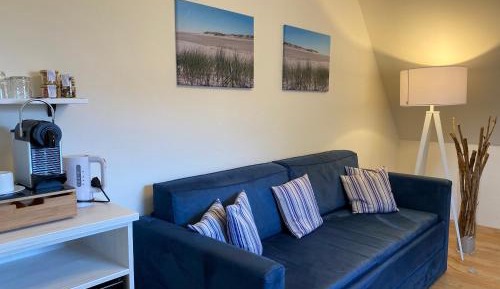 Small Suite