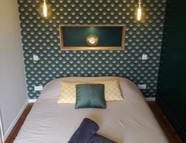 Deluxe Queen Studio 
