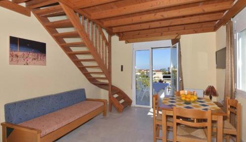 Two-Bedroom Apartment - Split Level