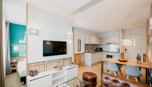Executive Studio