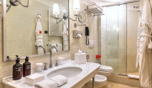 Classic Double or Twin Room