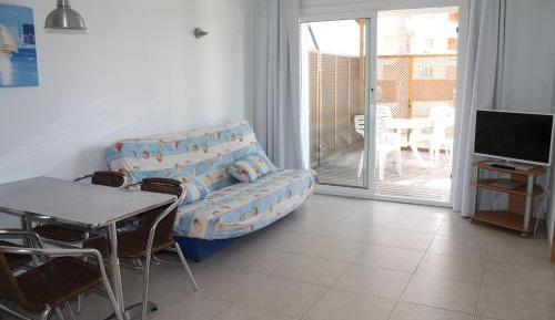 Two-Bedroom Apartment - Ground Floor with Garden Access 