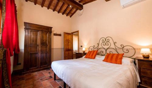 Superior One-Bedroom Apartment Access to the heated indoor pool with hydromassage