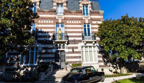 Six-Bedroom House