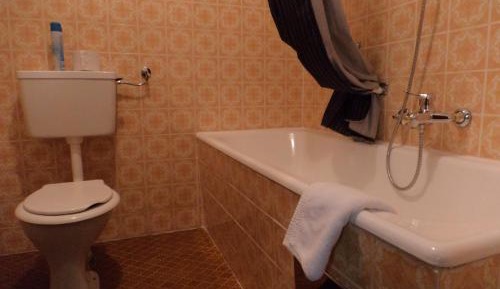Triple Room with Private Bathroom