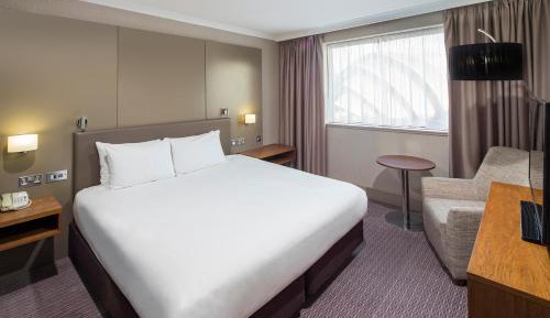 One Bedroom Suite 