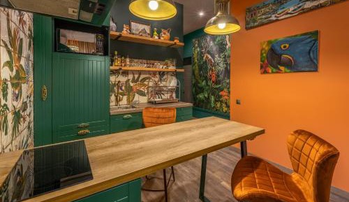Studio Apartment