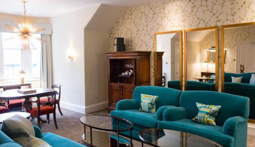 Signature Suite