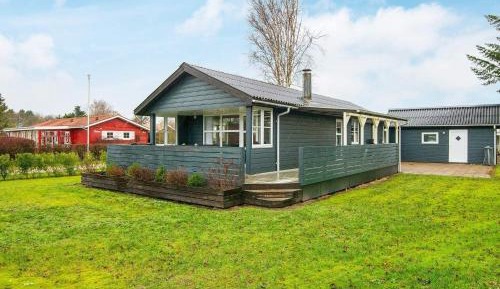 Two-Bedroom Holiday Home