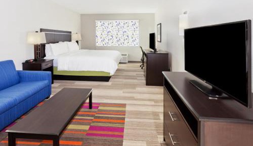 Standard King Room with Sofa Bed - Non-Smoking