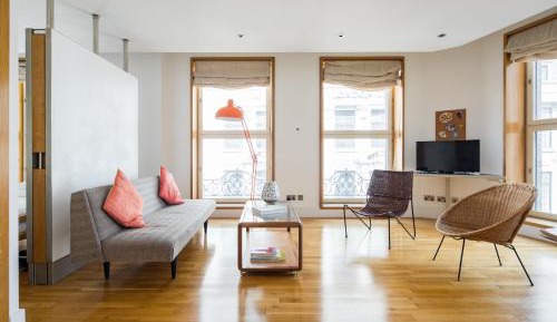 Studio Apartment