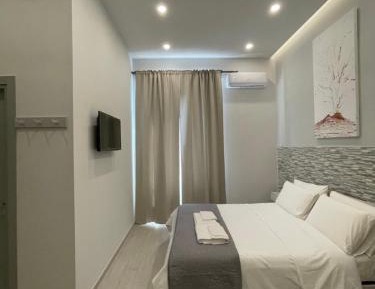 Large Double Room