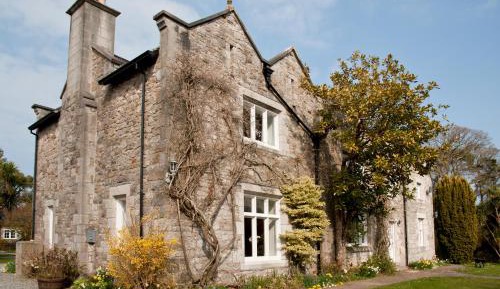 Eight-Bedroom House
