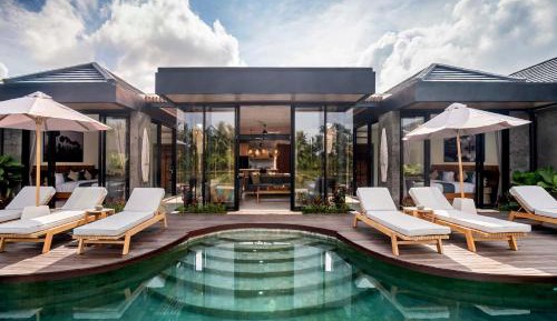 Villa with Private Pool
