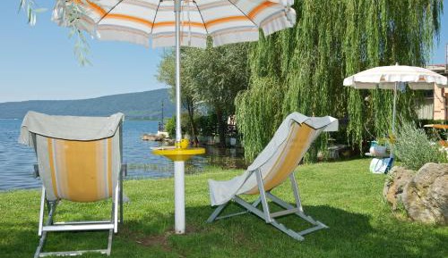 Triple Room with Lake View