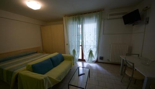 Studio with Balcony