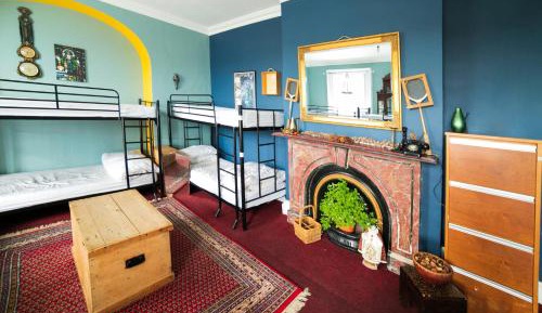 Bed in 10-Bed Mixed Dormitory Room