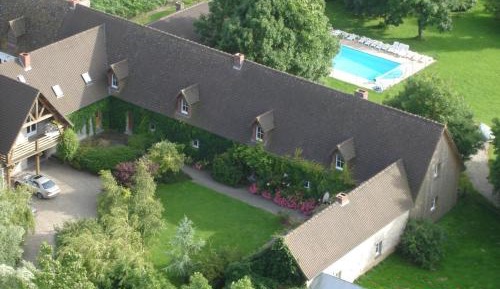 Four-Bedroom Holiday Home