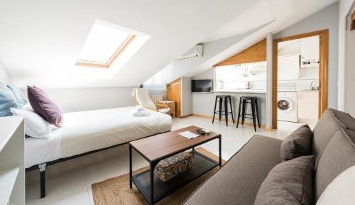 Deluxe Apartment