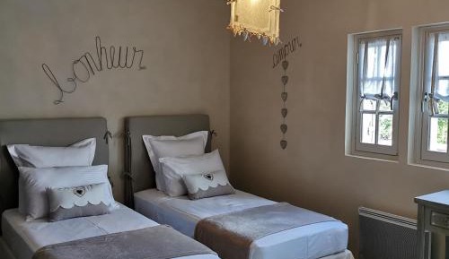 Deluxe Family Suite
