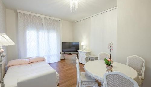 Double or Twin Room with Private Bathroom