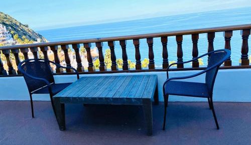 Villa - Beach Front