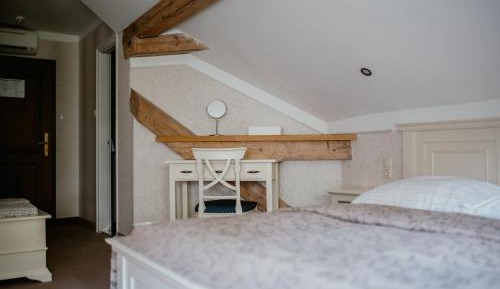 Standard Double or Twin Room - Attic