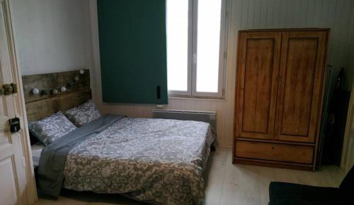 Studio Apartment