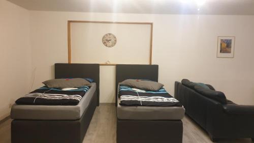 Apartment With Shared Bathroom