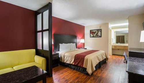 Suite Queen Room Non-Smoking