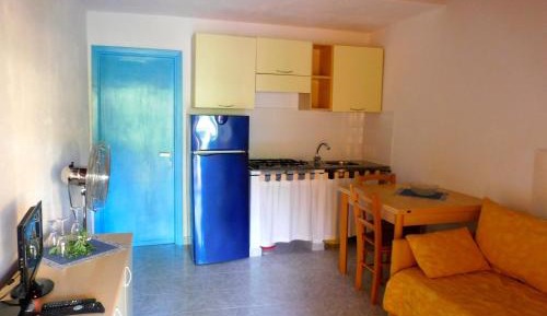 One-Bedroom Apartment (2 Adults)