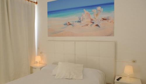 One-Bedroom Apartment (1 - 2 Adults)