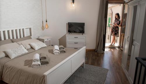 One-Bedroom House