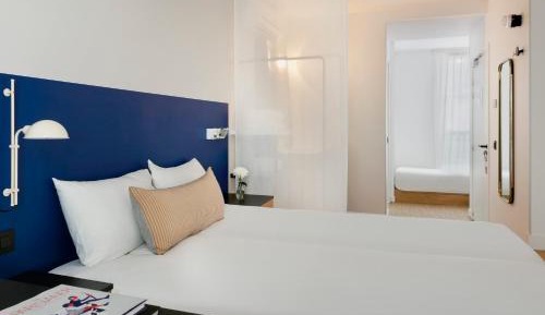 Triple Room with View on Bastille - without elevator