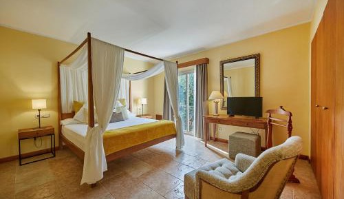 Superior Suite 