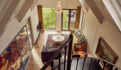 Penthouse Apartment