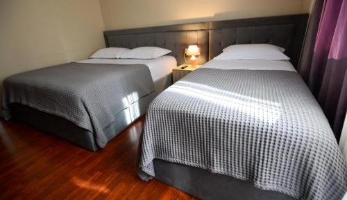 Comfort Triple Room with Shower