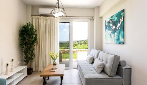 One-Bedroom Apartment with Sea View-Ground Level