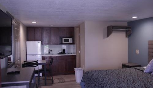 Two-Bedroom Suite