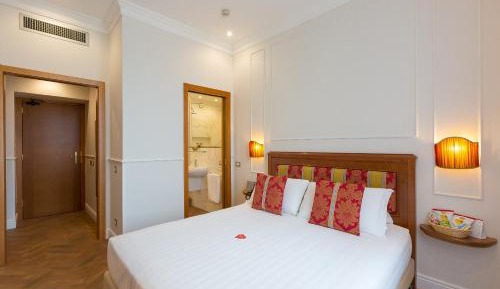 Classic Double or Twin Room