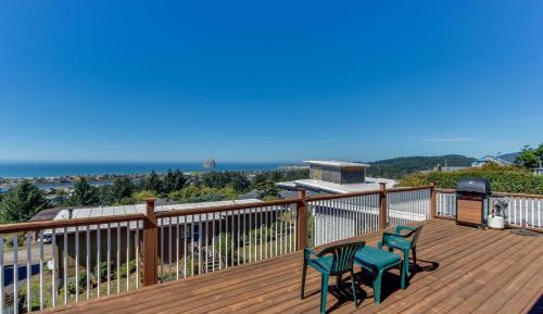 Four bedroom holiday home 